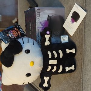 Mahli flaming aroma cauldron diffuser Hello Kitty Halloween Side Stepper Lot